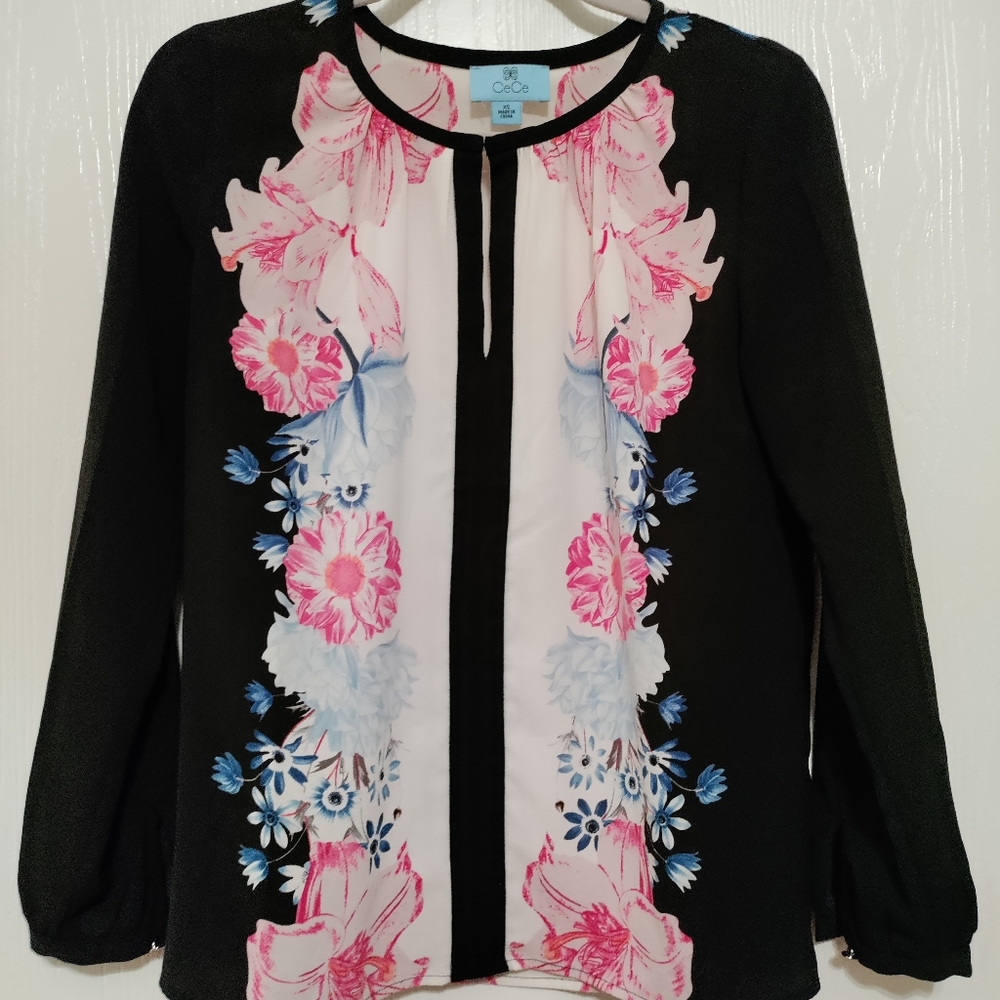 Beautiful CeCe top
